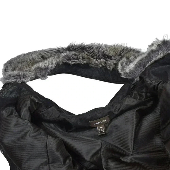 Danier Leather Jacket Brown Faux Fur Collar  Size Medium - Picture 7 of 13